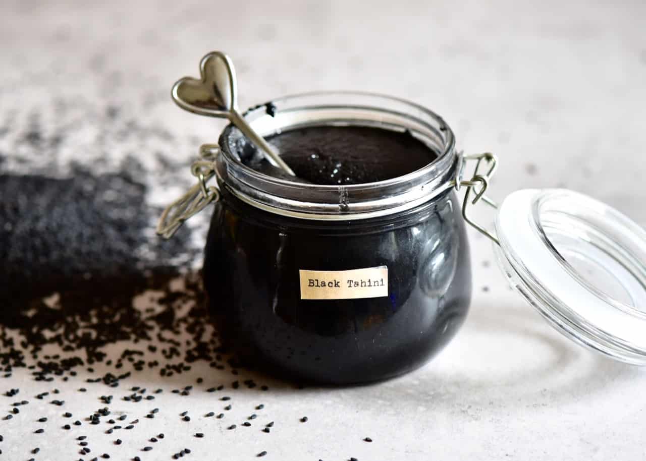 black tahini الطحينة السوداء	