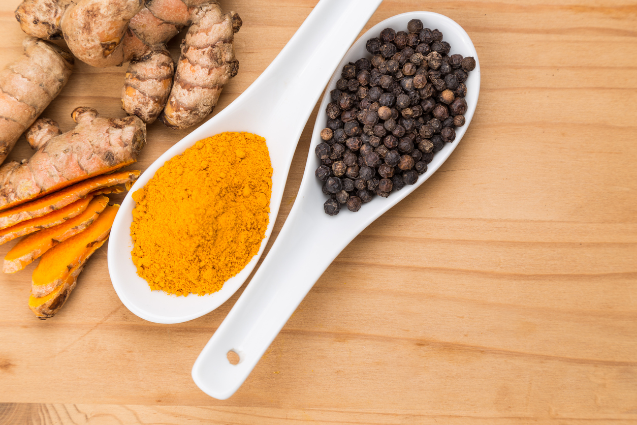 Piperine with curcumin